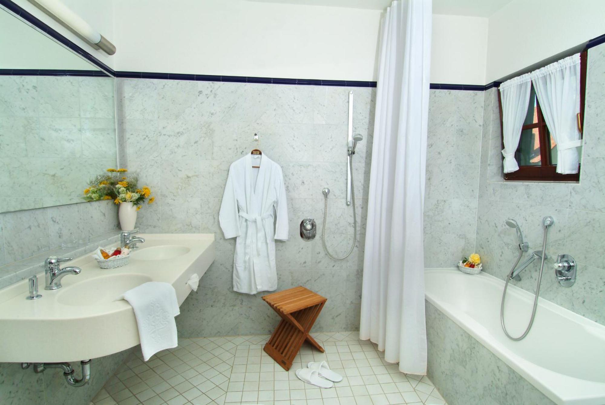 Hotel Leicht Biebelried المظهر الخارجي الصورة